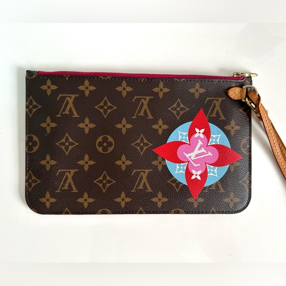 Louis Vuitton Neverfull Pouchette - Picture 1 of 9